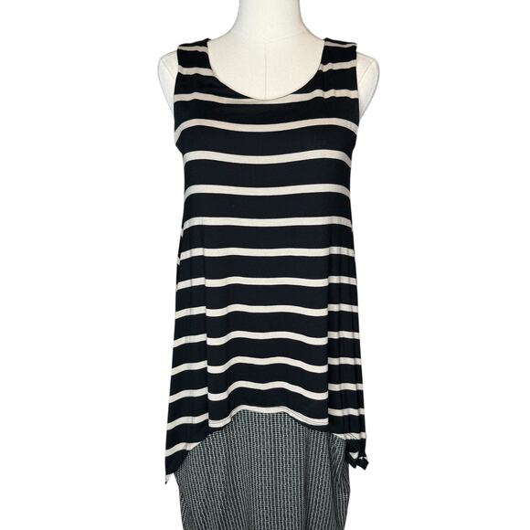 Alembika Layered Mixed Print Sleeveless‎ Midi Dress - Picture 2 of 6